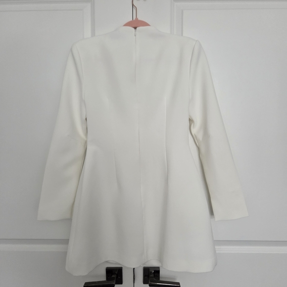 Dress - Picture 9 of 11